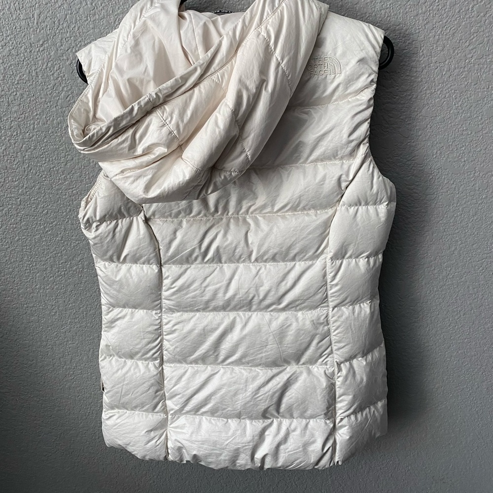 Vest - Picture 3 of 4